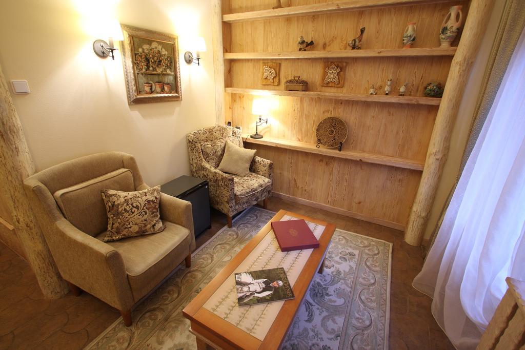 Park-Hotel Butenko Stable Protsev 외부 사진